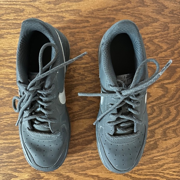 Nike Air Force 1 GS - Picture 2 of 8